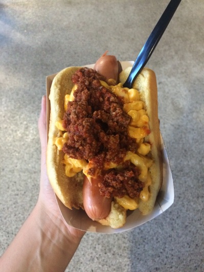 mac-cheese-chili-dog-food-america